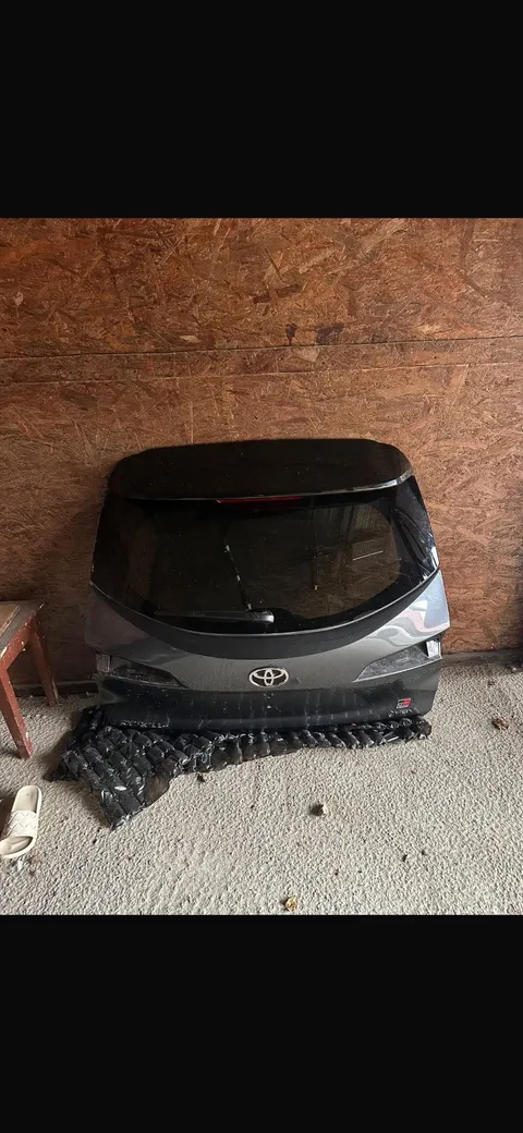 Hayon / Portbagaj Complet Toyota Corolla E210 Facelift GR-Sport Electrica