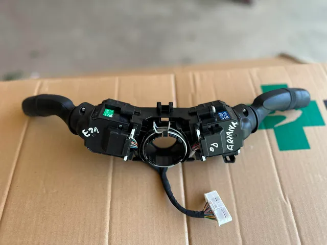 Maneta Semnalizare / Bloc Lumini Toyota Corolla E210 (2019-)