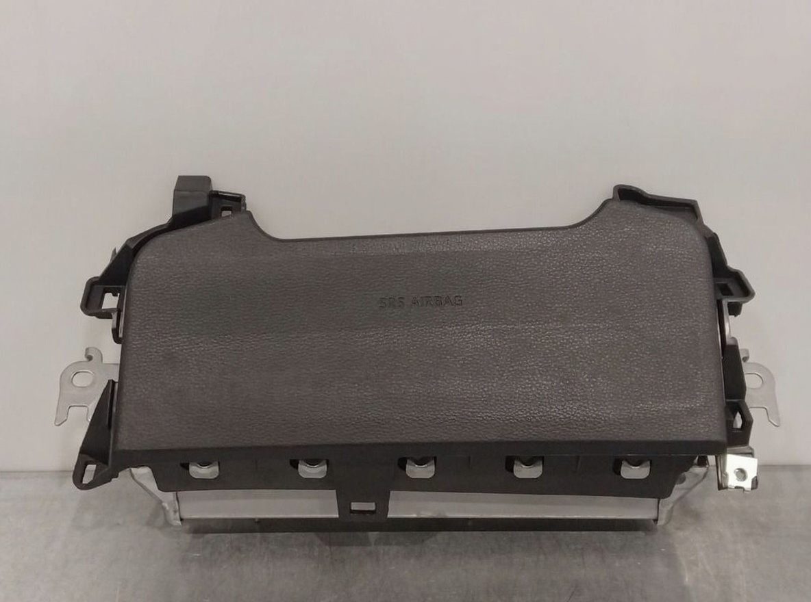 Toyota Corolla E210 Airbag pentru genunchi 2019-prezent 5