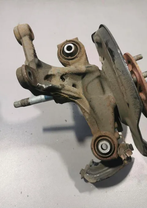 Fuzetă Completă cu Rulment și Butuc Spate(DR) Toyota Corolla E210 (2019-Prezent) OE 5